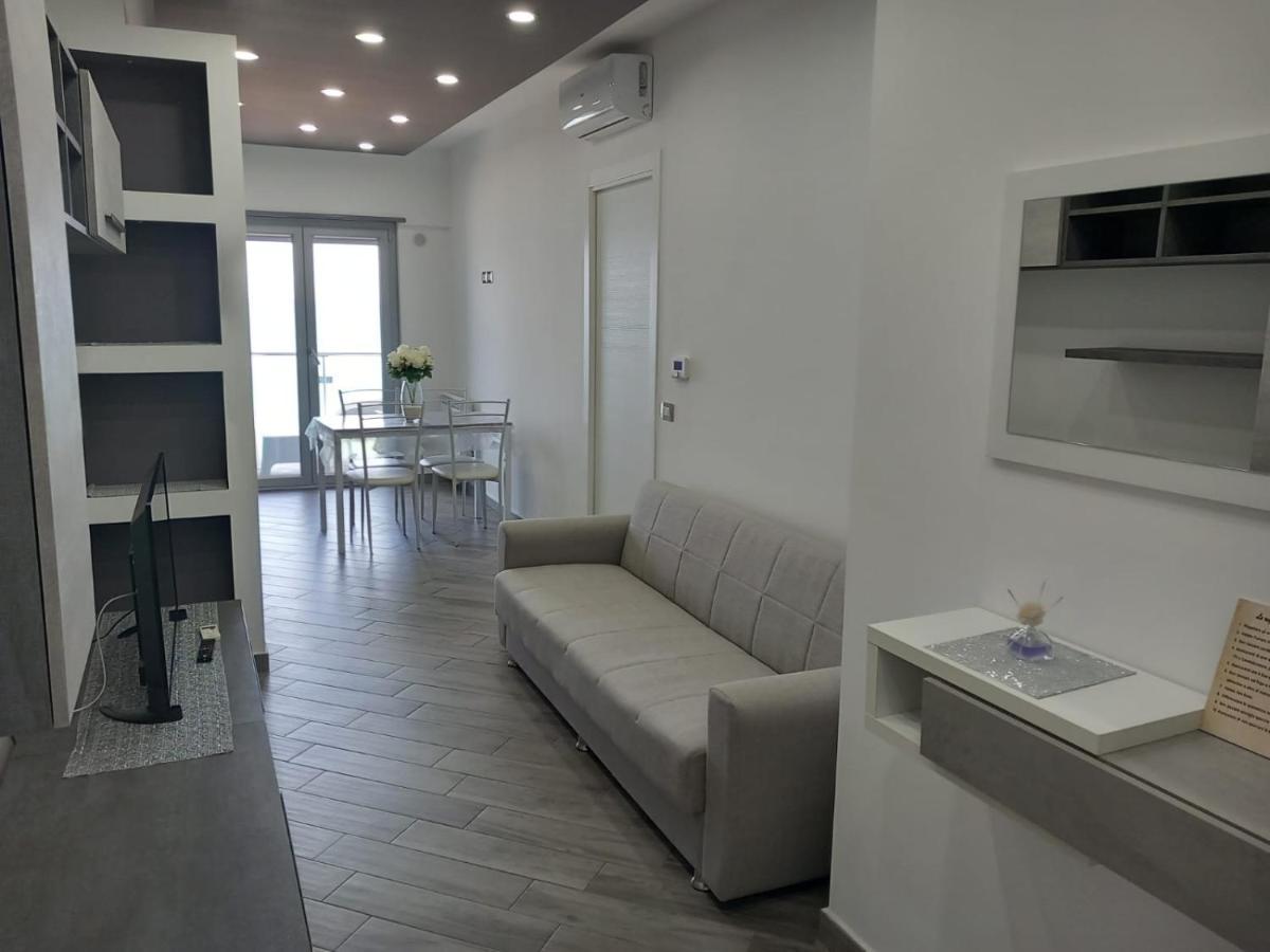 Apartment Maris 30 Mt Dal Mare Sant'Agata di Militello