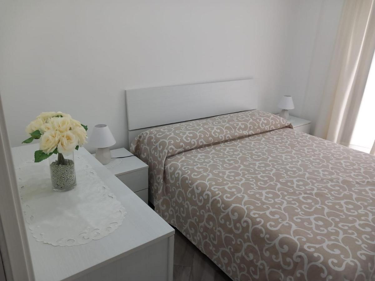 Maris 30 Mt Dal Mare Apartment Sant'Agata di Militello